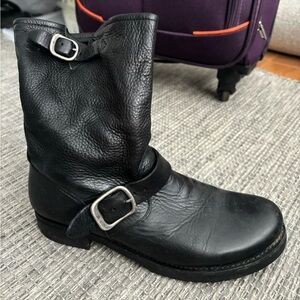 Frye boots mid calf 8.5!
